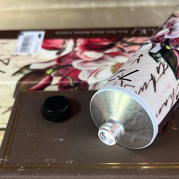 Tokyo Milk #72 Make Me Blush BonBon Shea Butter Lotion-NIB - Picture 9 of 16